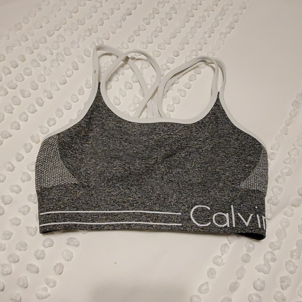 Sports bra